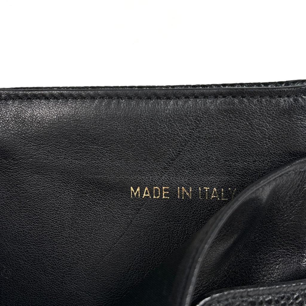 Chanel Bifold Wallet CC Logo Caviar Leather Black — view 6
