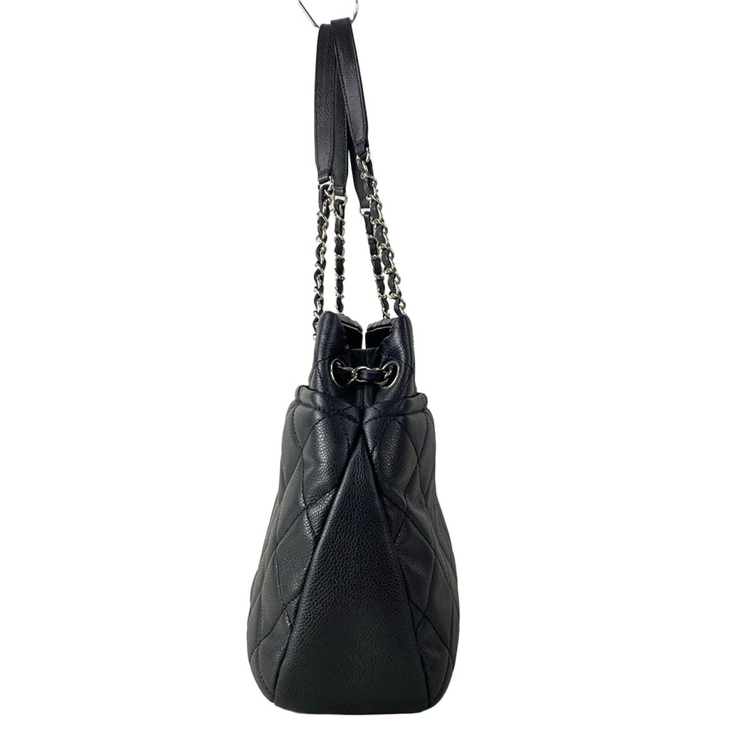 Chanel Tote Quilted Black CC Logo Silver Chain — view 4