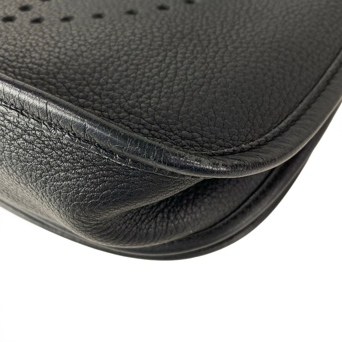 Hermes Shoulder Bag Evelyne PM Black Silver — view 6