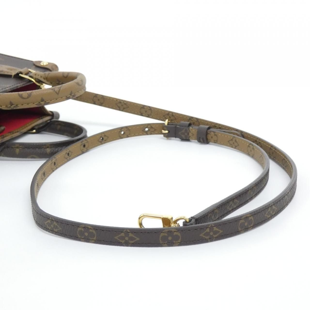 Louis Vuitton Monogram Giant on the Go BB Bag — view 5