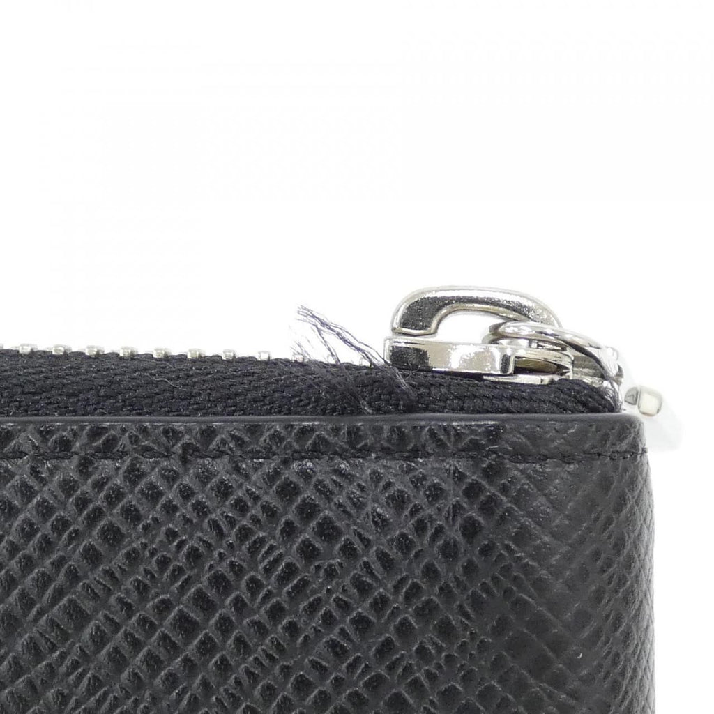 Louis Vuitton Taiga Zippy Wallet Vertical — view 5