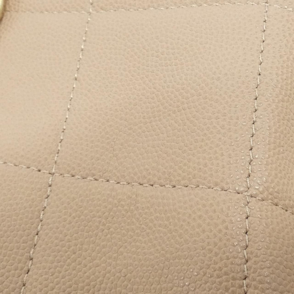 Chanel Shoulder Bag Beige — view 4