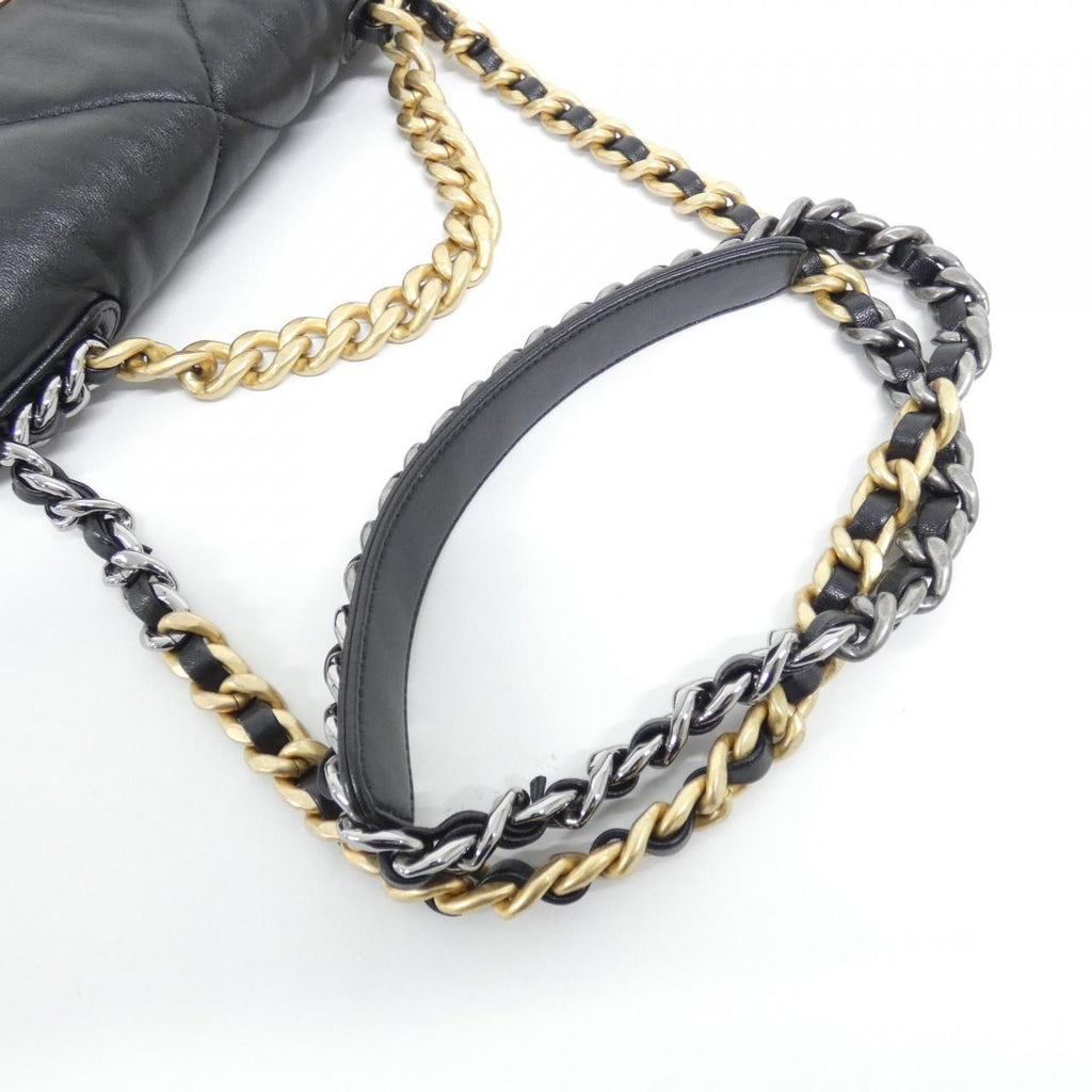 Chanel 19 Line Shoulder Bag — view 6