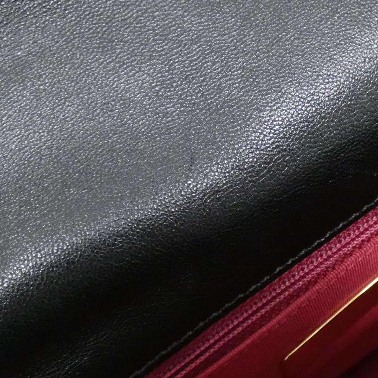 Chanel 19 Line Shoulder Bag — view 8