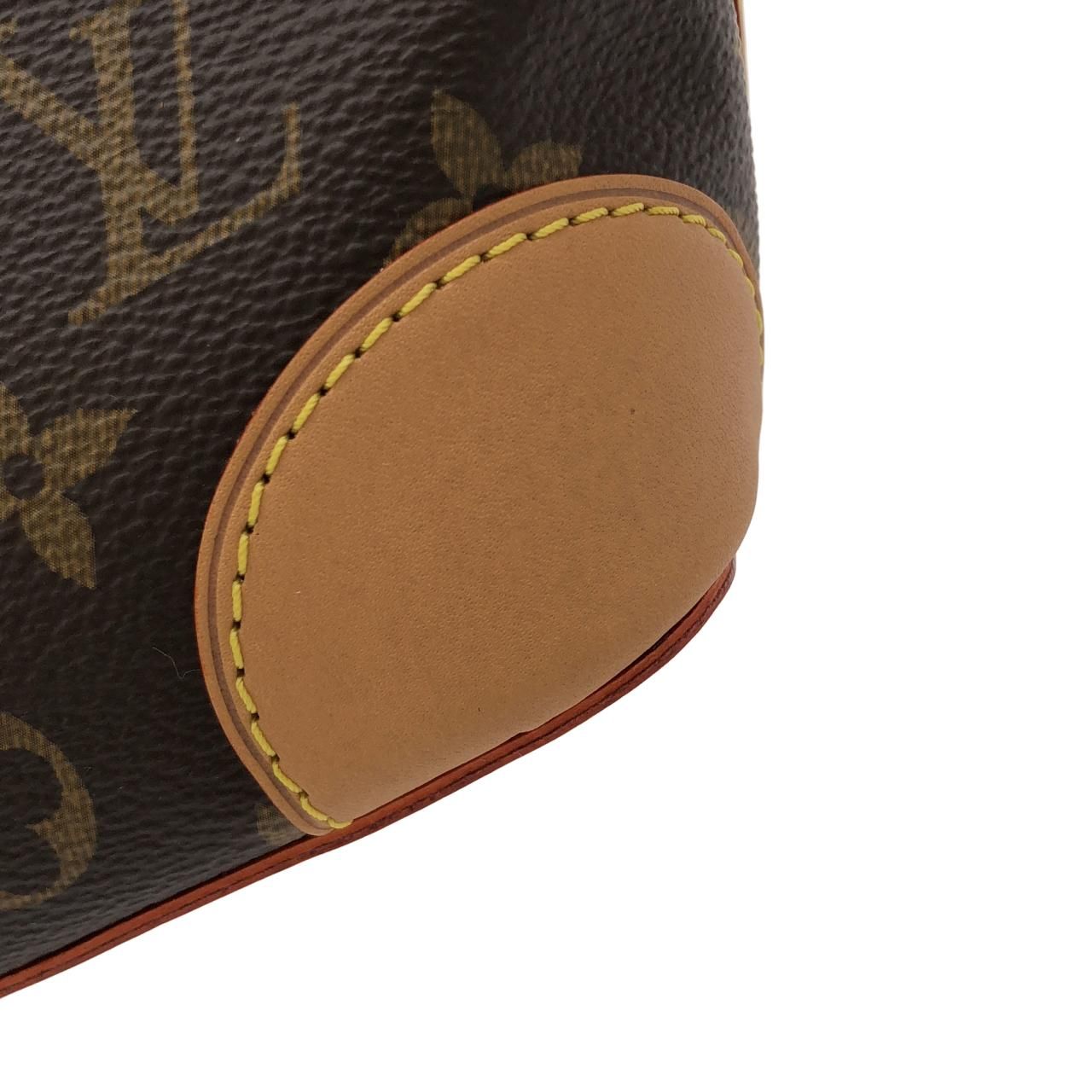 Louis Vuitton Monogram Noe Perth Shoulder Bag — view 6