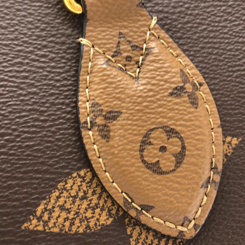 Louis Vuitton Monogram Giant on the Go MM Bag — view 4