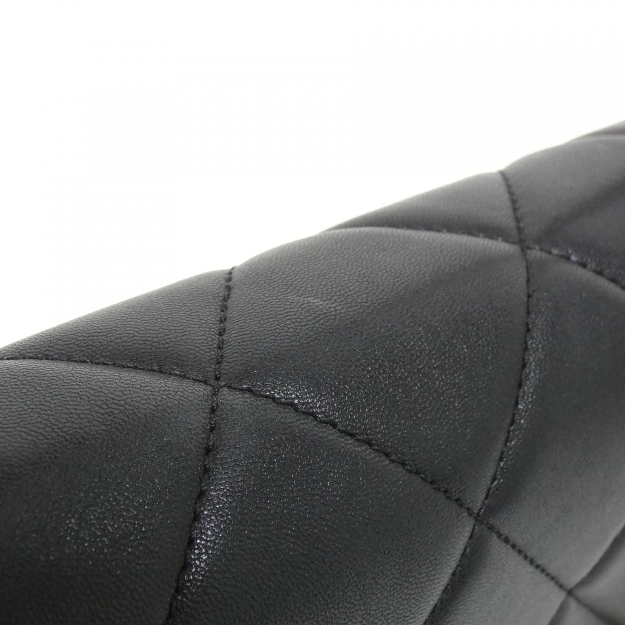 Chanel Bag Handbag Black — view 6