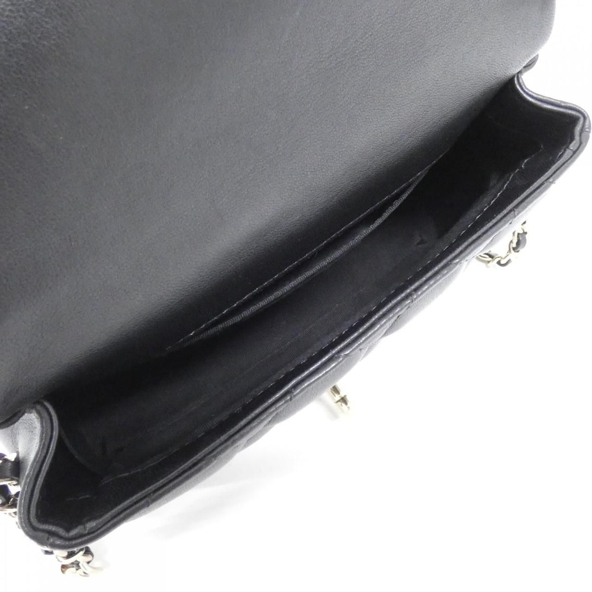 Chanel Shoulder Bag Black — view 8