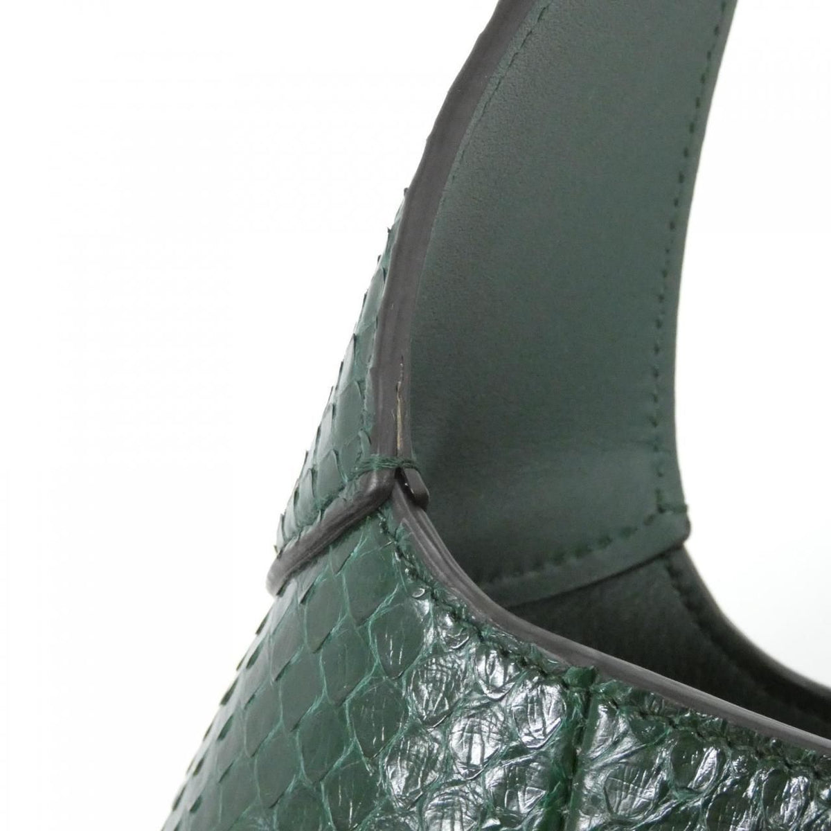 Gucci Jackie Shoulder Bag — view 5