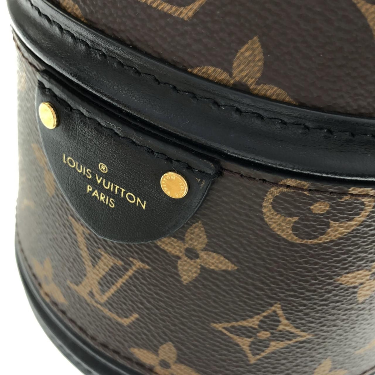 Louis Vuitton Monogram Kanoe Shoulder Bag — view 5