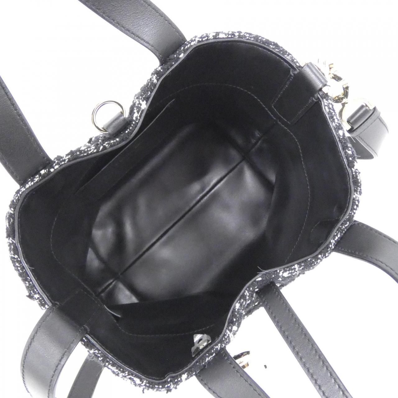 Dior Toujours Vertical Tote Small — view 7