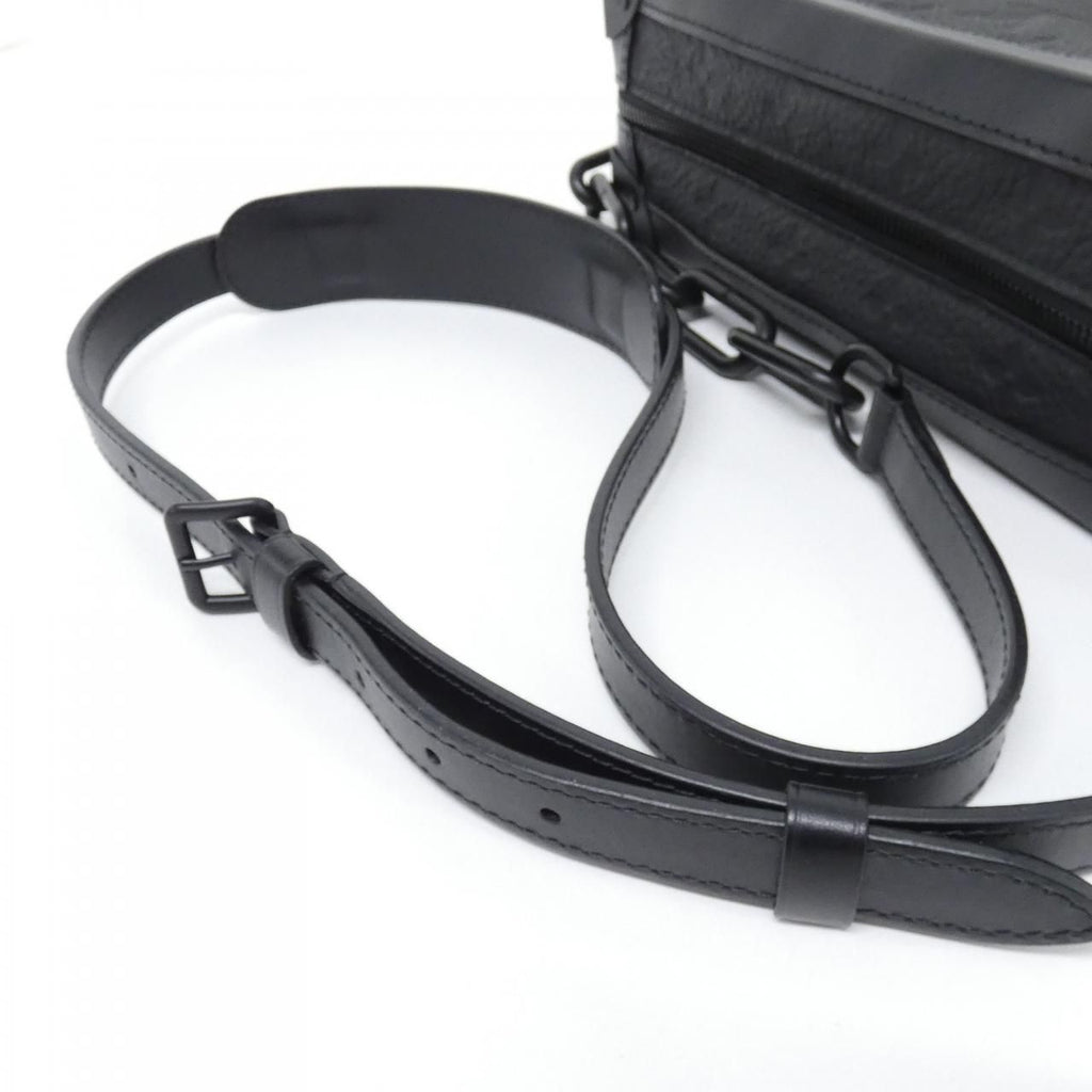 Louis Vuitton Taurillon Monogram Soft Trunk Shoulder Bag — view 5