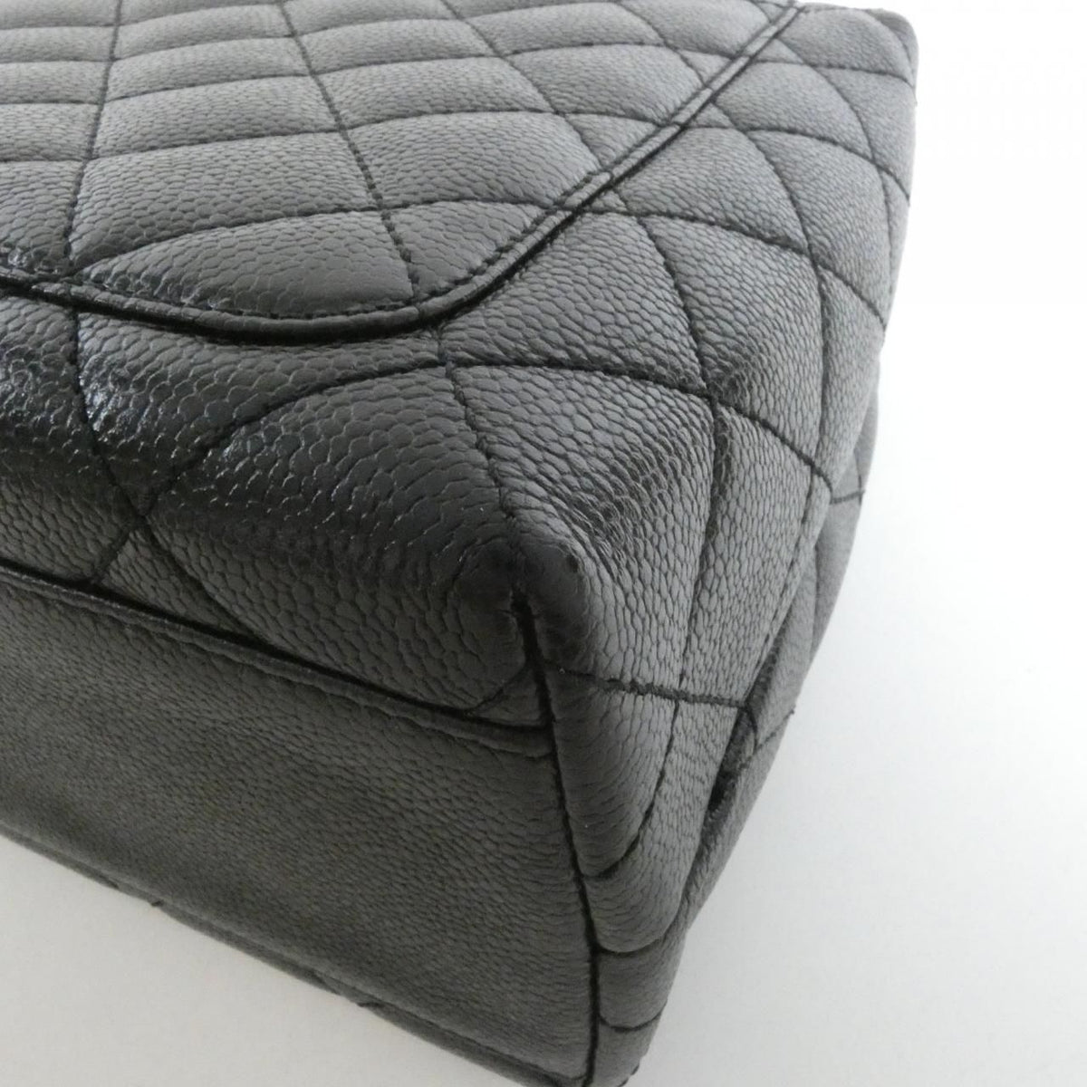Chanel Bag Handbag Black — view 4