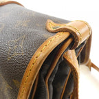 Louis Vuitton Monogram Saumur 30 Crossbody — view 3