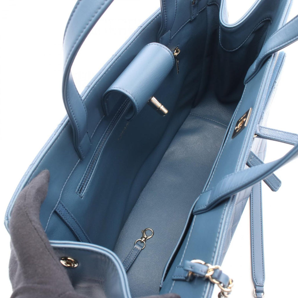 Chanel Shoulder Bag Business Affinity Quilted Blue Caviar Leather Large Shopping — view 3