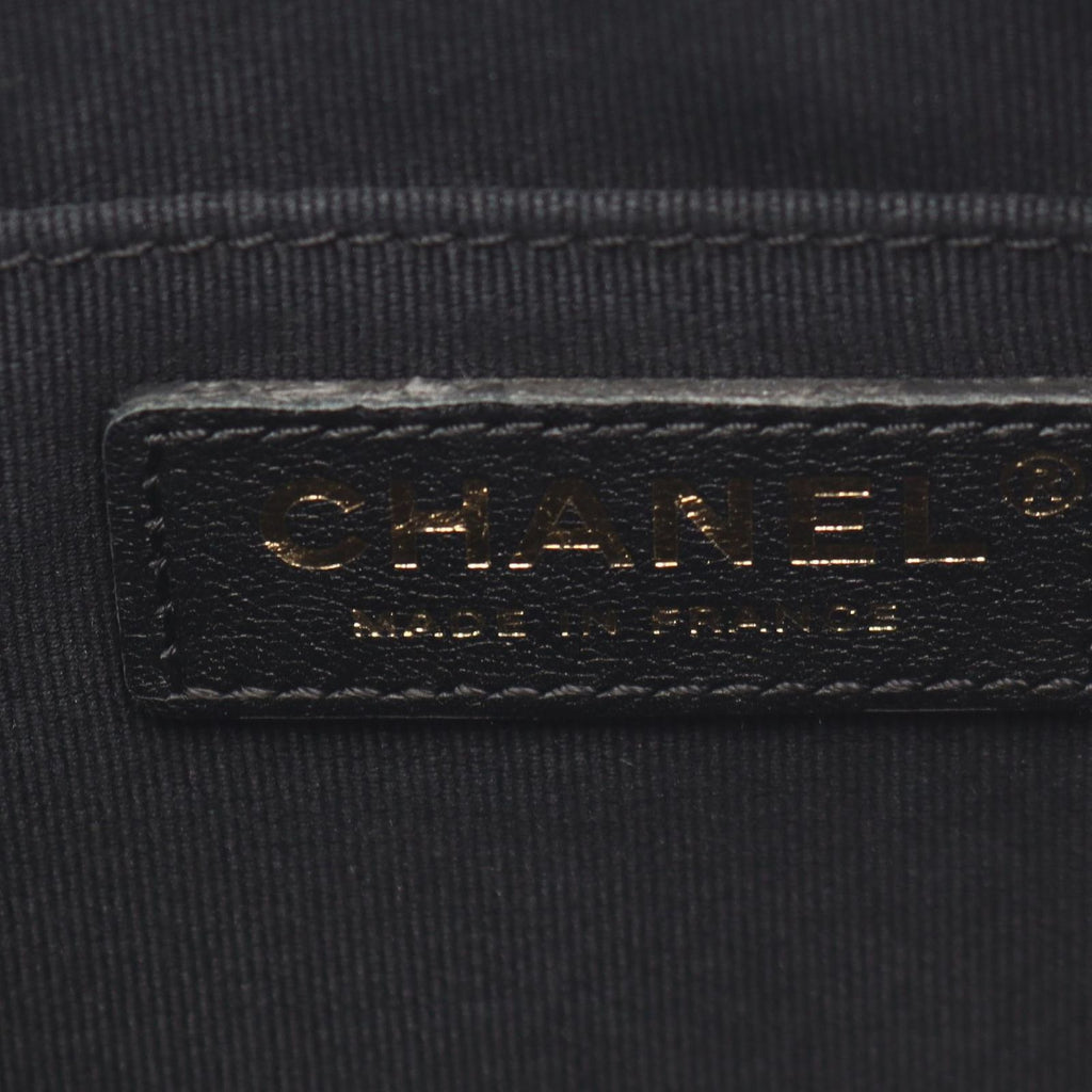 Chanel Shoulder Bag Small Black Lambskin — view 4