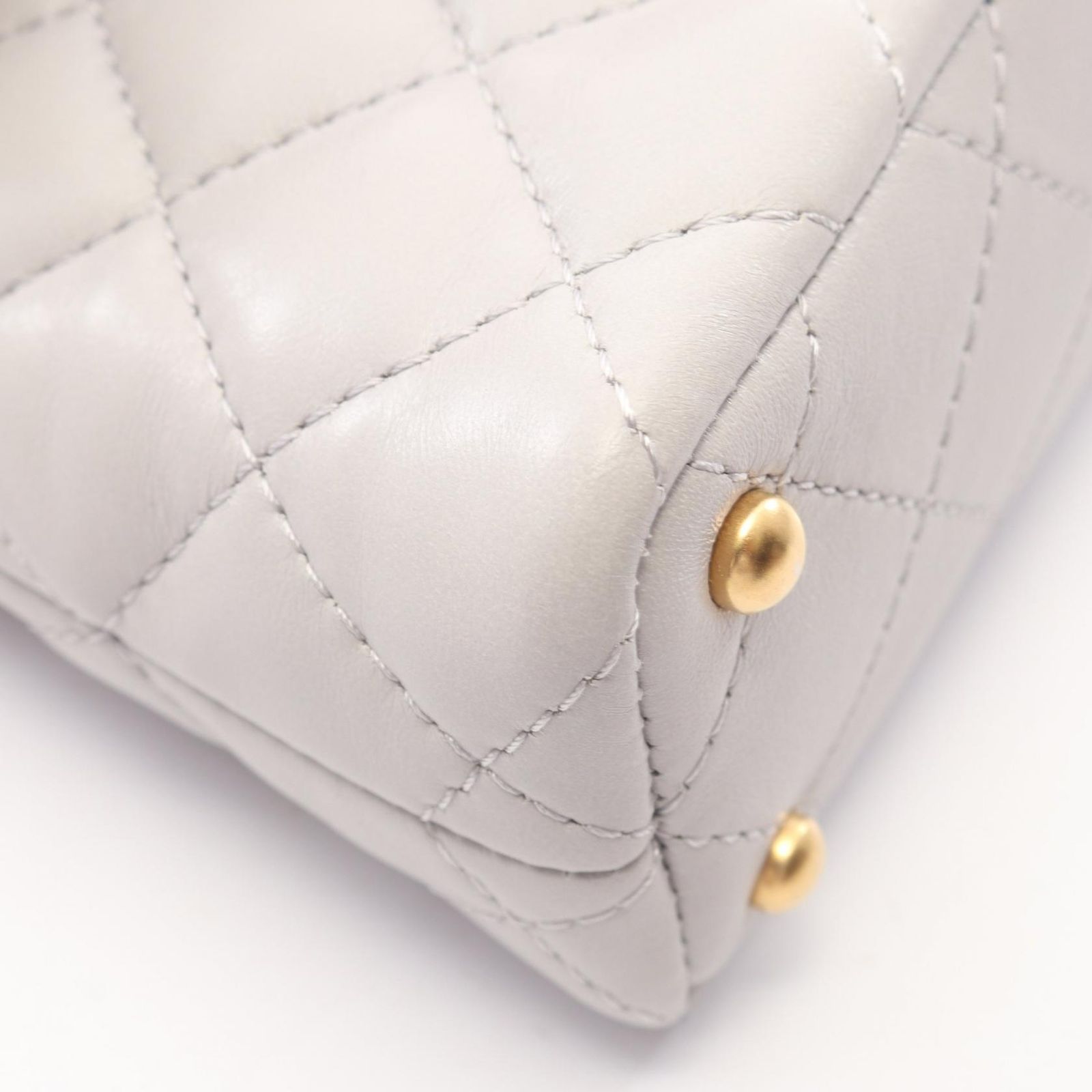 Chanel Shoulder Bag Quilted Top Handle 2-Way Light Gray Lambskin Chain — view 6