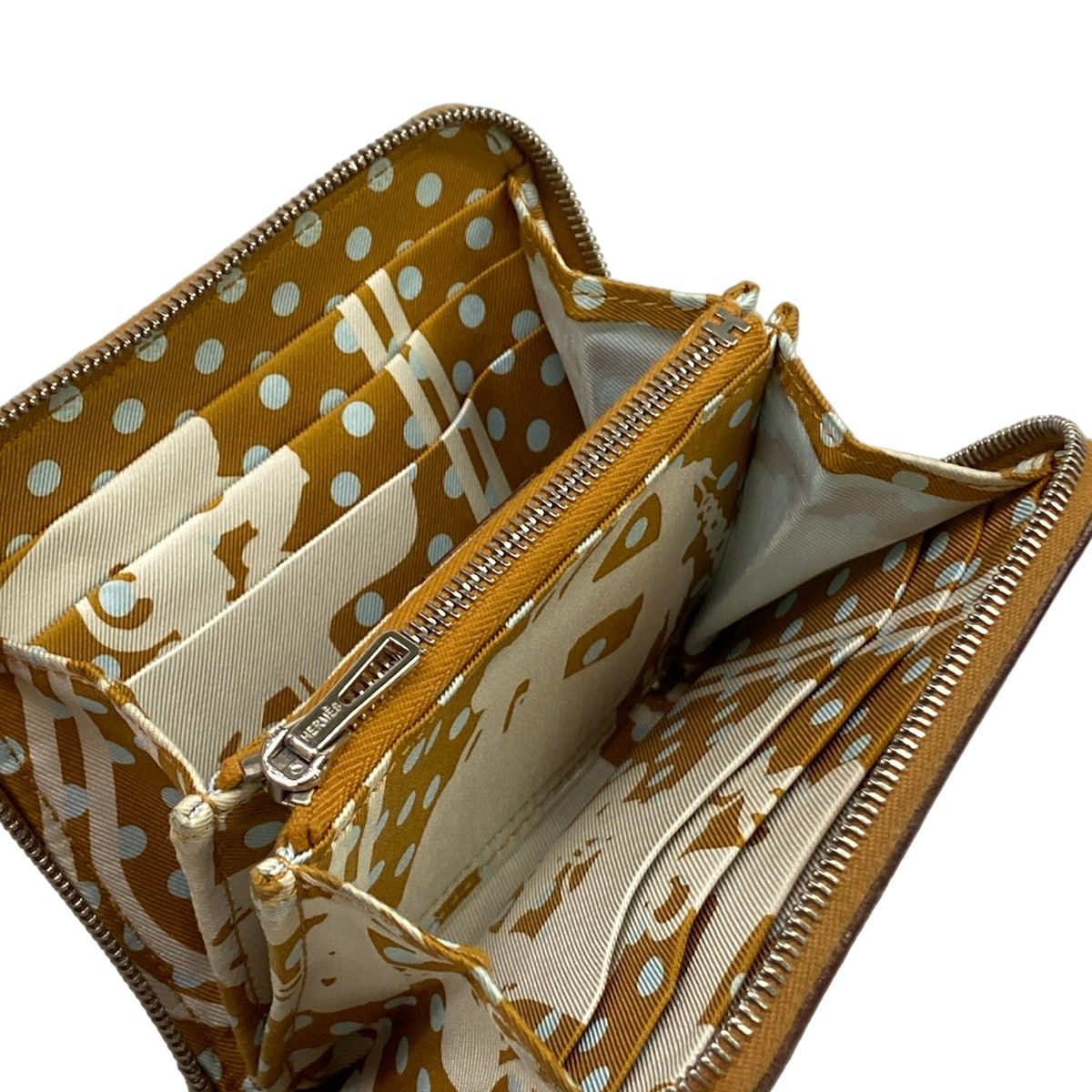 Hermes Coin Purse Azap Compact Silk'in Sesame Silver — view 3
