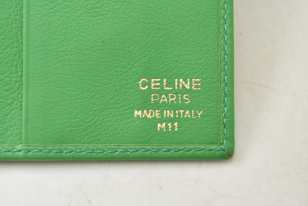 Celine Wallet Bifold Vintage Triomphe Embossed Leather Green — view 5