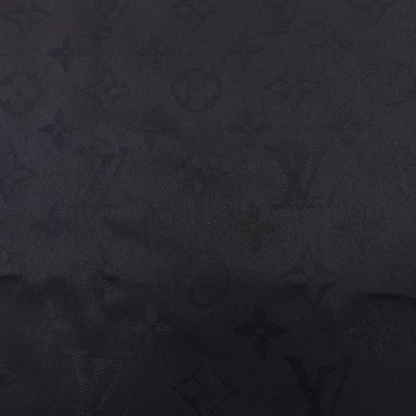 Louis Vuitton Shawl Monogram Scarf — view 6