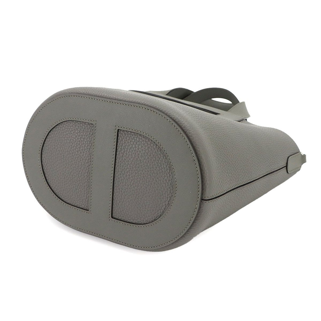Hermes in the Loop 23 Hand Bag Taurillon Clemence Swift Gris Meyer Silver — view 5