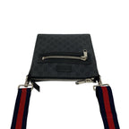 Gucci Sherry Line GG Supreme Small Messenger Leather Polyurethane Shoulder Bag — view 4