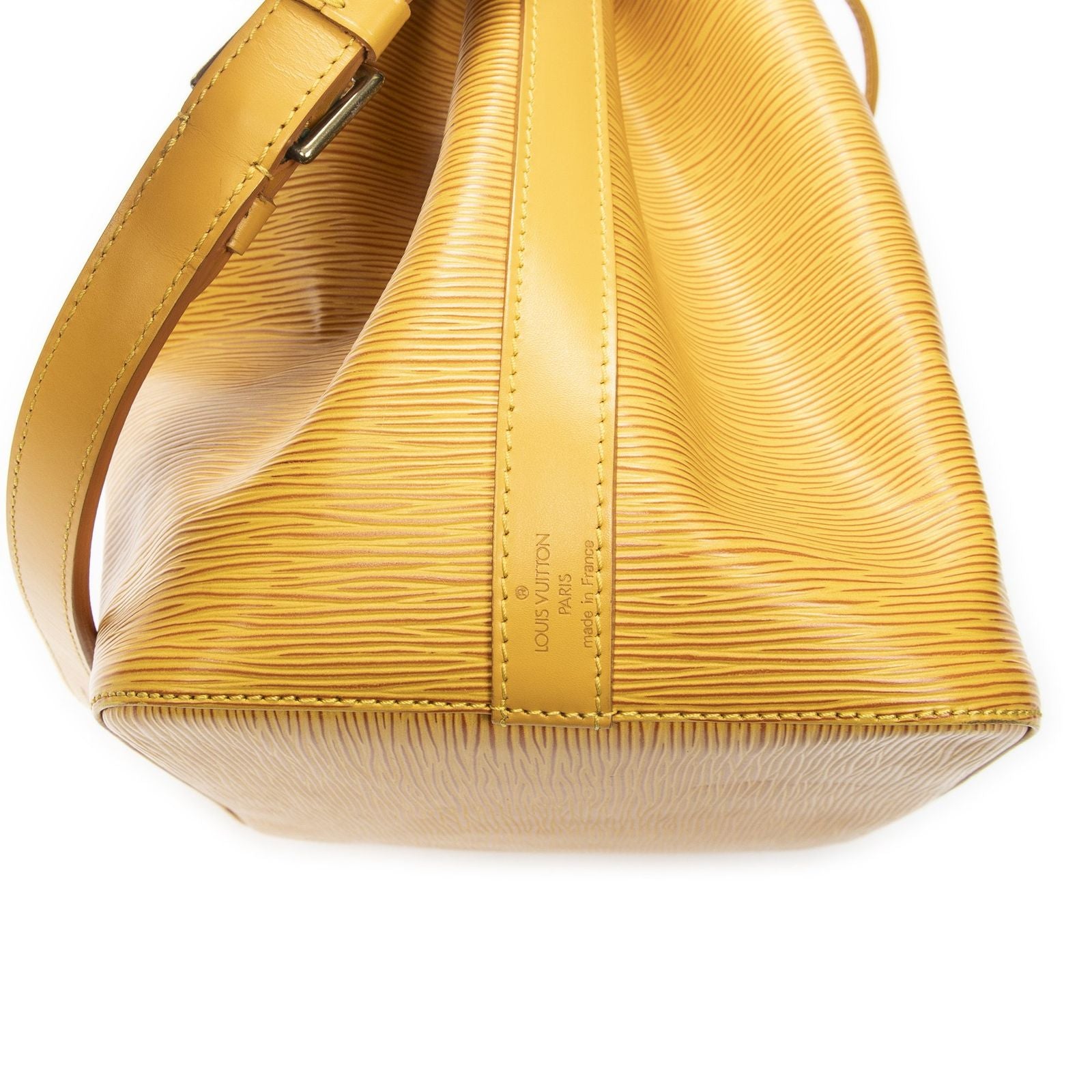 Louis Vuitton Noe Yellow Epi Bucket Bag — view 8