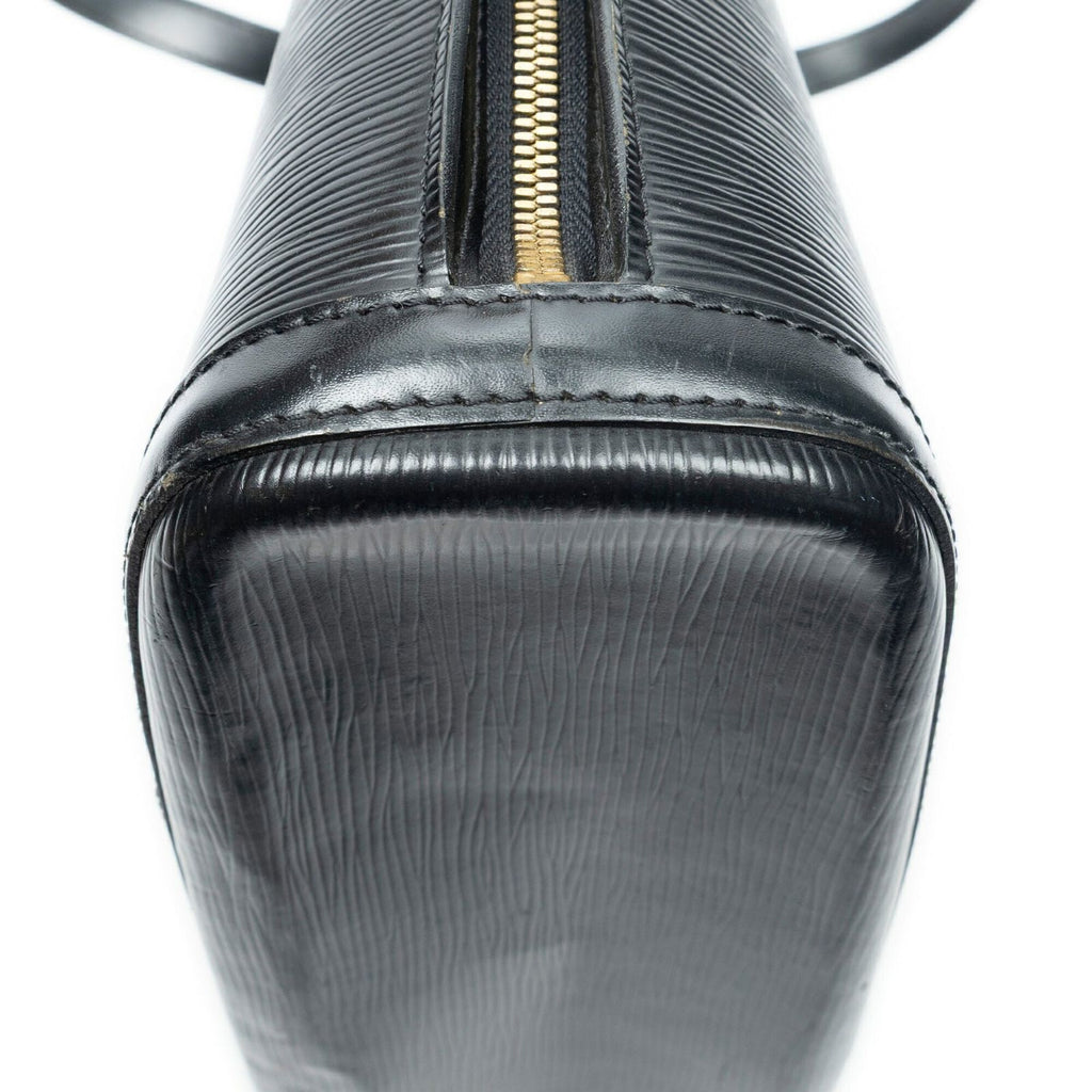 Louis Vuitton Lussac Black Shoulder Bag — view 8