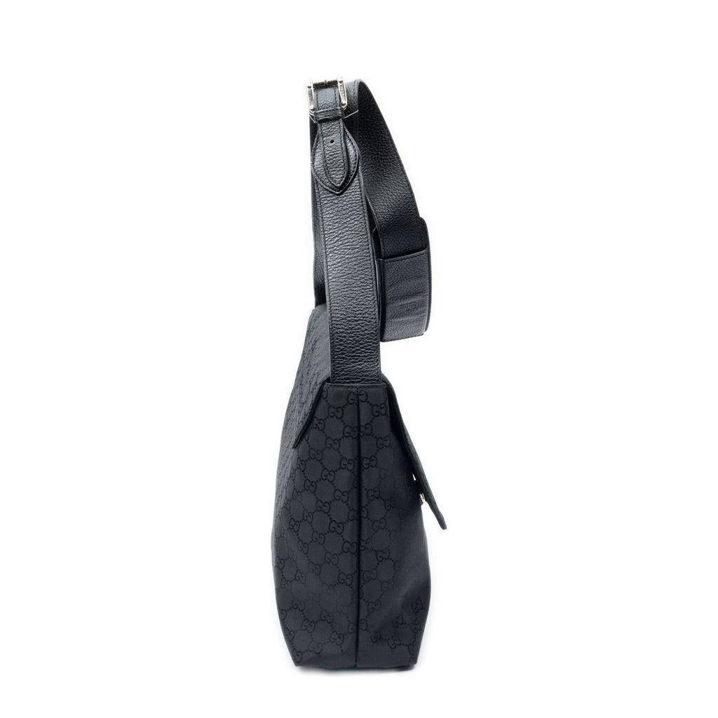 Gucci g Square Flap Bag Messenger Black Nylon Canvas — view 4
