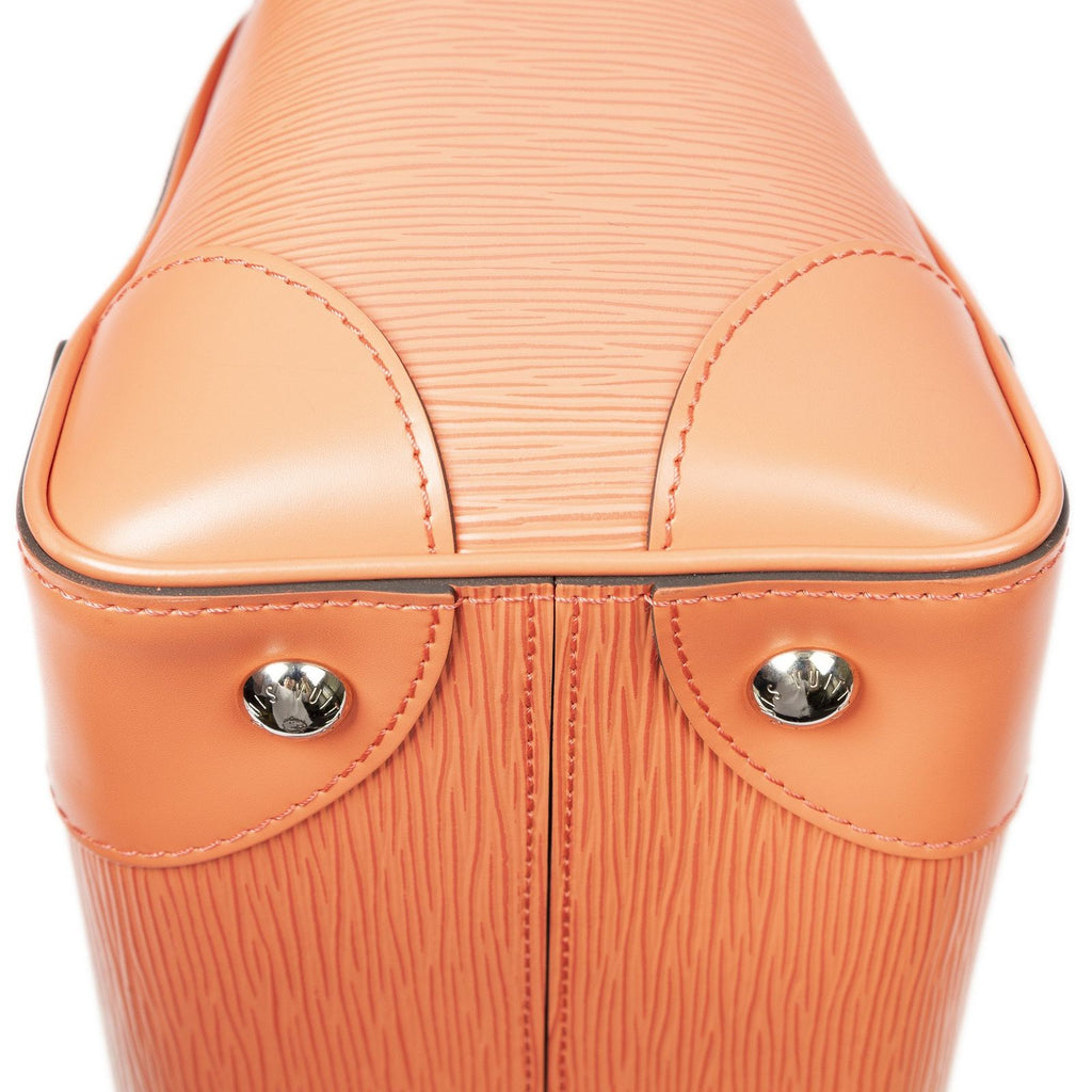 Louis Vuitton Phoenix Bag Coral — view 8