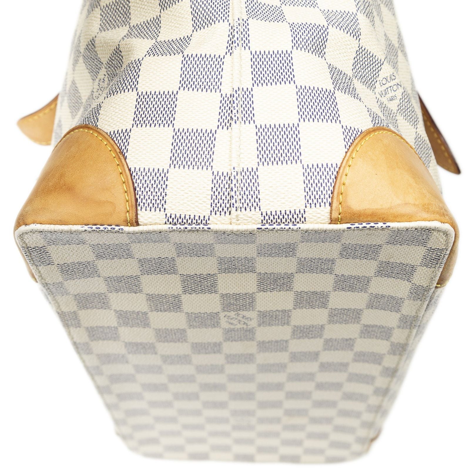 Louis Vuitton Hampstead Ivory Damier Azur Tote — view 8