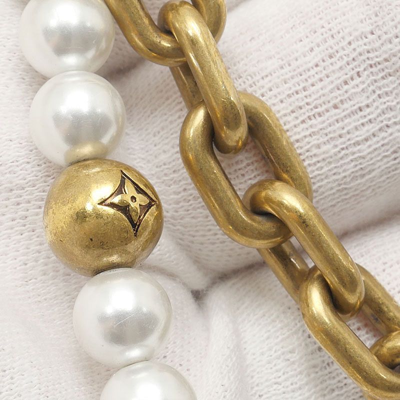 Louis Vuitton Bag Charm Chain Belt LV Pearl Gold Keychain — view 4