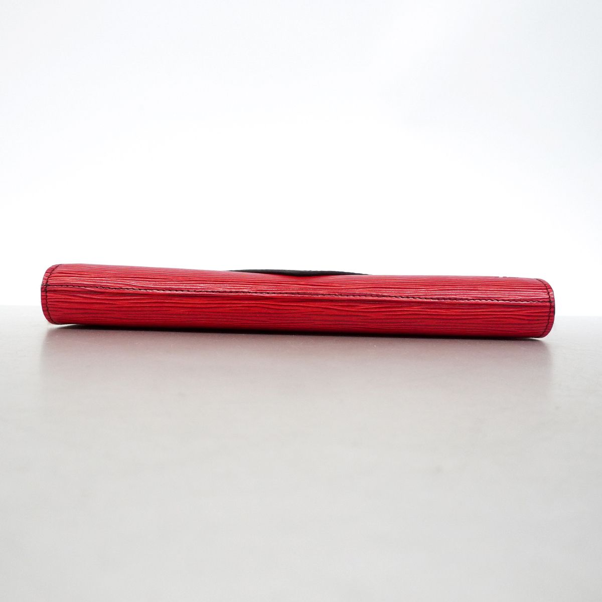 Louis Vuitton Clutch Epi Art Deco Castilian — view 3