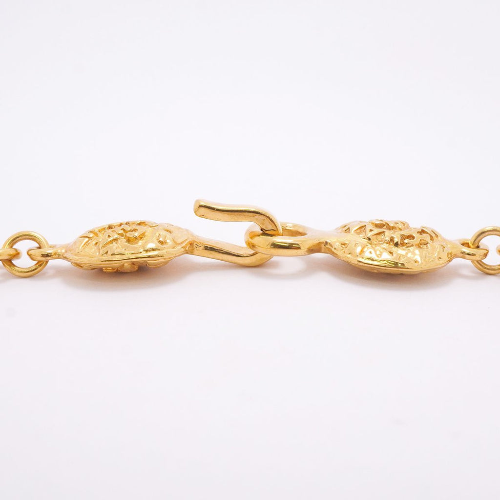 Chanel Necklace Vintage CC Logo Gold Plated — view 4
