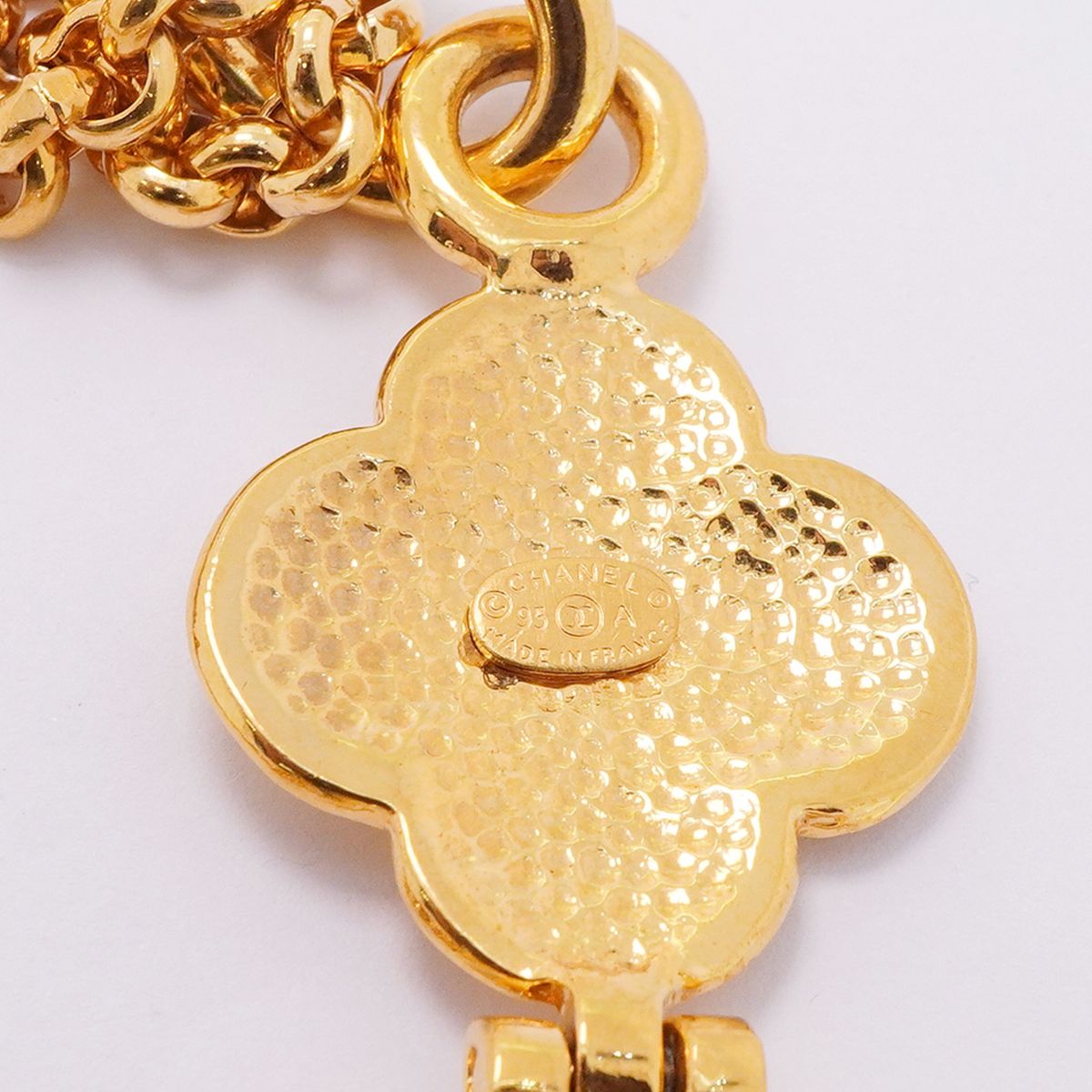 Chanel Necklace Vintage CC Logo Gold Plated — view 5