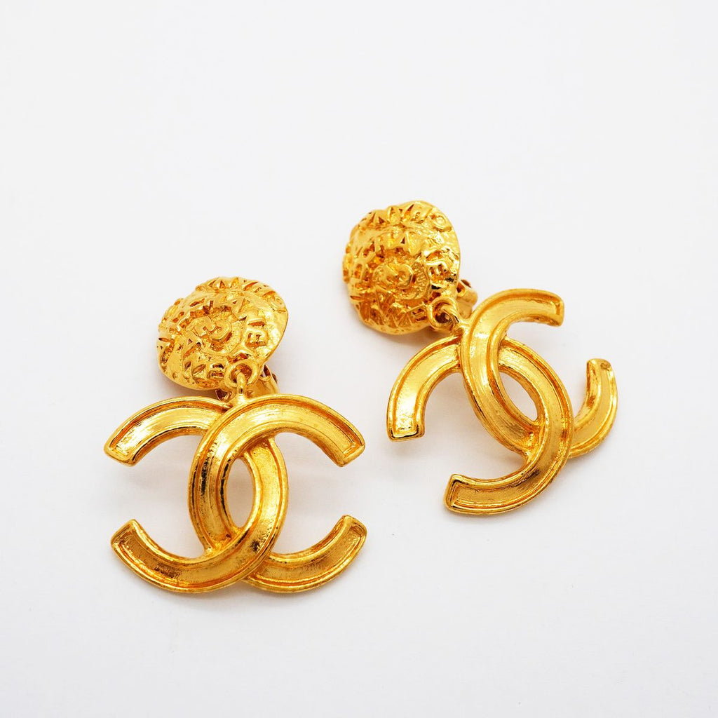 Chanel Earrings Vintage CC Logo Gold Plated — view 2