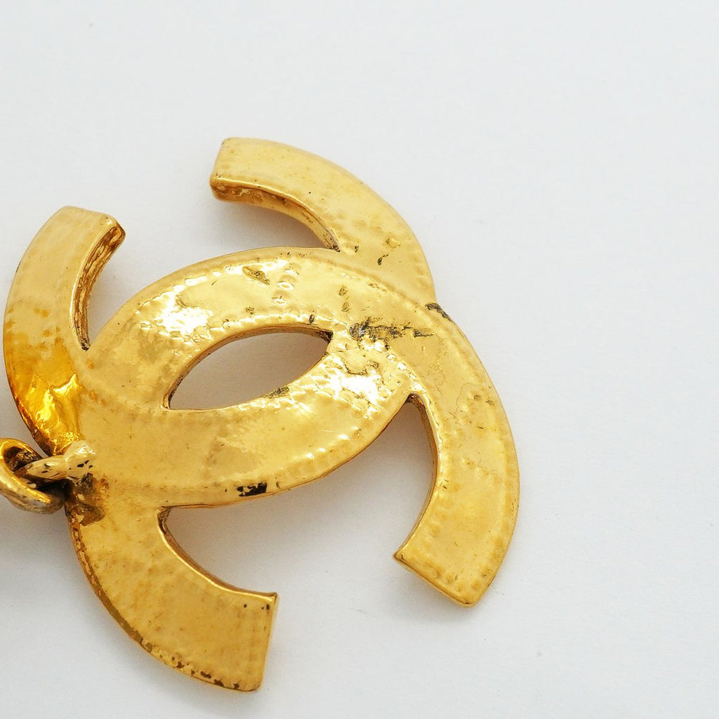 Chanel Earrings Vintage CC Logo Quilted Gold Plated — view 6