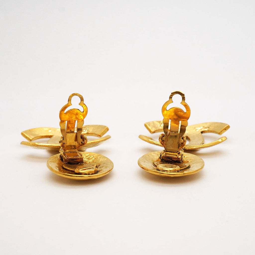 Chanel Earrings Vintage CC Logo Quilted Gold Plated — view 8