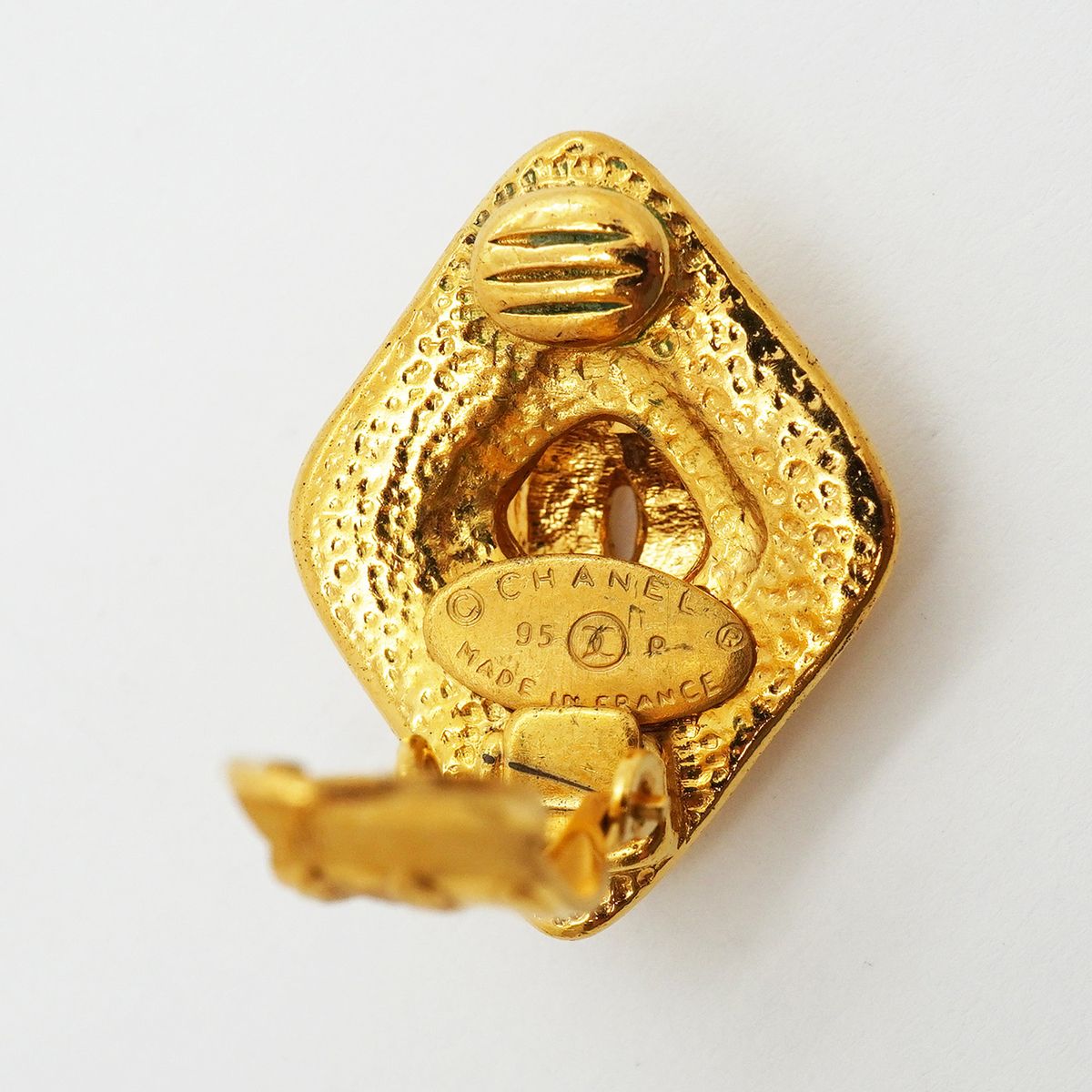 Chanel Earrings Vintage CC Logo Diamond Shape Gold Plated — view 4