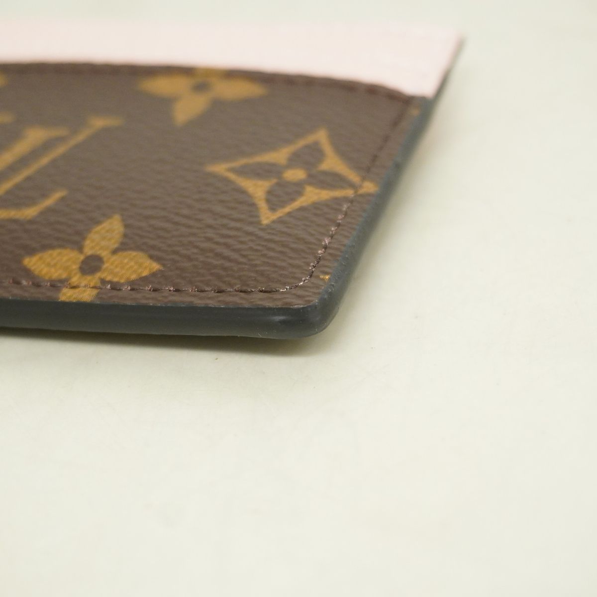 Louis Vuitton Card Case Monogram LV Charm Brown — view 5