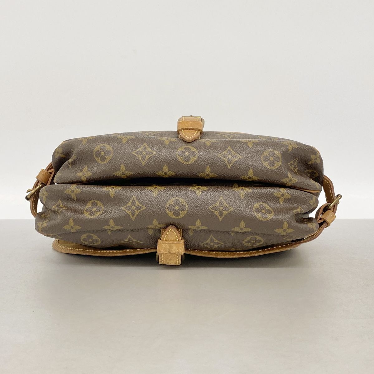 Louis Vuitton Shoulder Bag Monogram Saumur 30 Brown — view 3