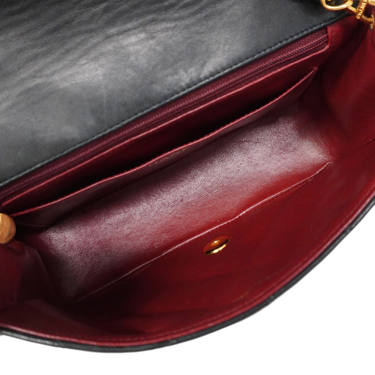 Chanel Shoulder Bag Diana Lambskin Black Gold — view 4