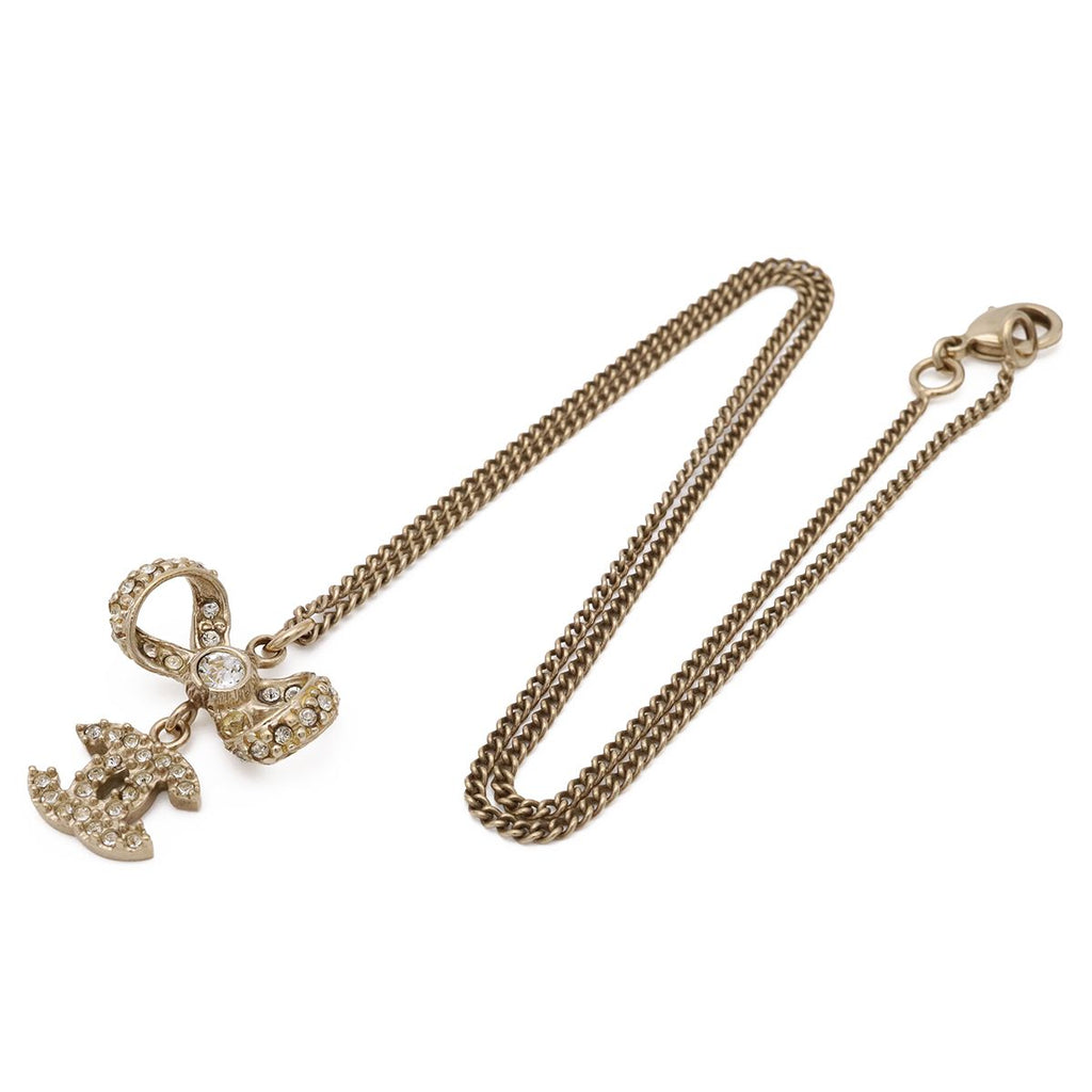 Chanel CC Logo Ribbon Motif Pendant Rhinestone Gold 10P Necklace — view 2