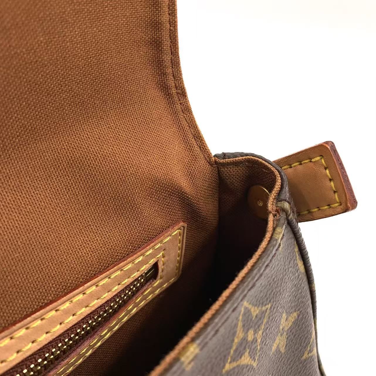 Louis Vuitton Mini Looping Monogram Leather Brown Handbag Gold — view 8