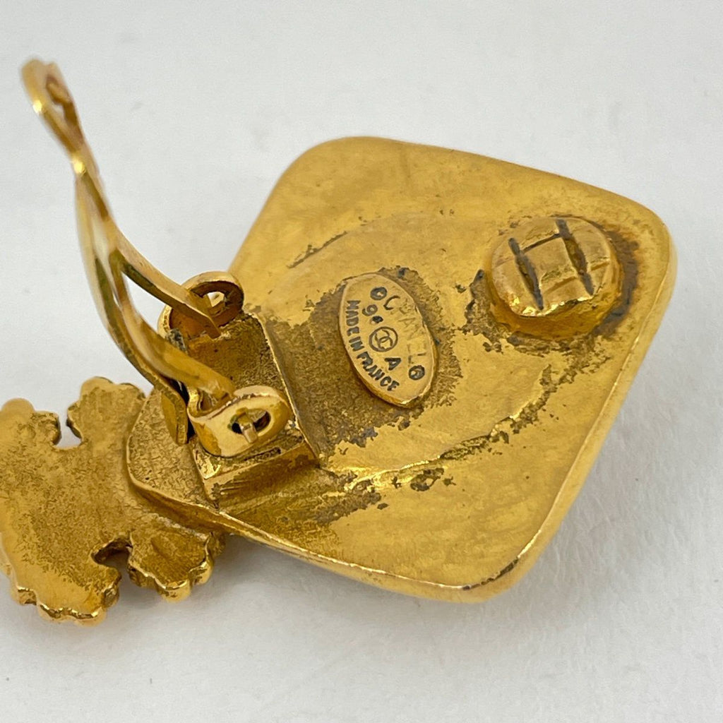 Chanel Earrings CC Logo Gold Plated Black — view 4