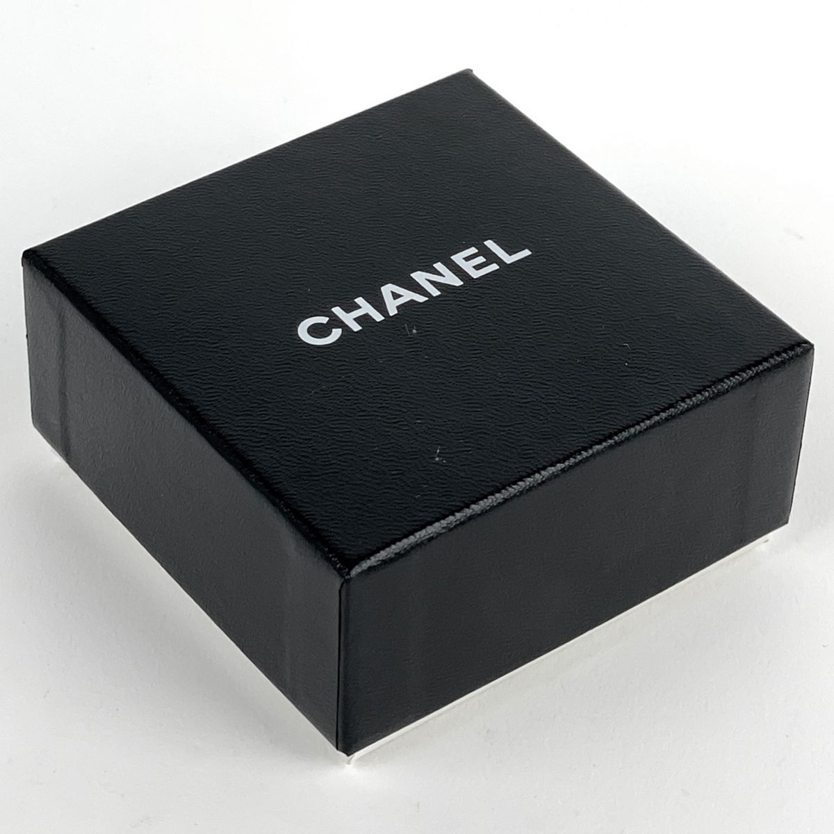Chanel Earrings CC Logo Gold Plated Black — view 6
