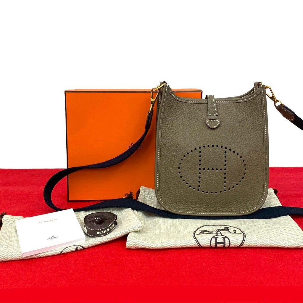 Hermes Evelyne TPM 16 Amazone Taurillon Clemence Leather Shoulder Bag Etoupe