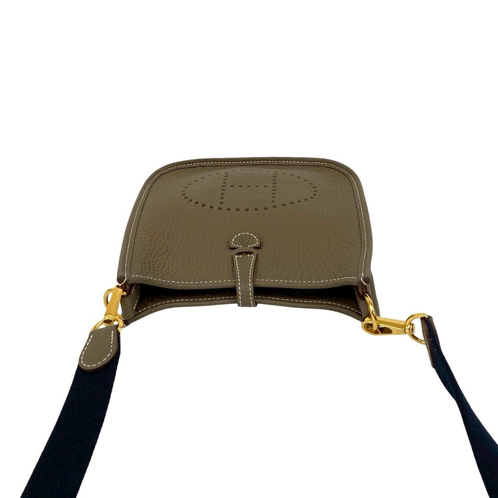 Hermes Evelyne TPM 16 Amazone Taurillon Clemence Leather Shoulder Bag Etoupe — view 4