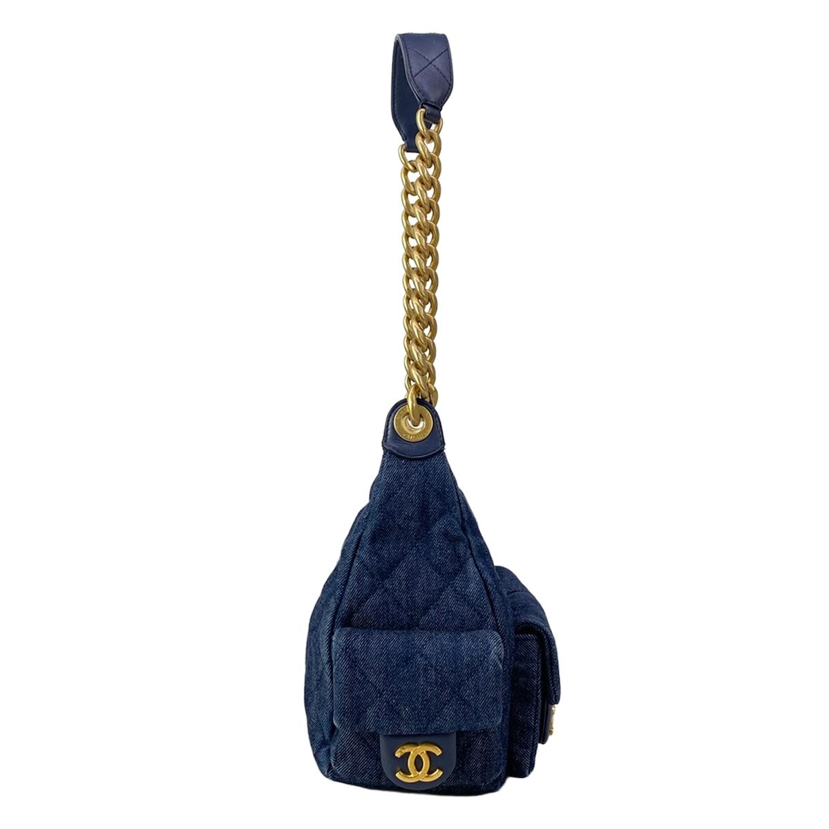 Chanel Shoulder Bag Navy Gold Washed Denim — view 2