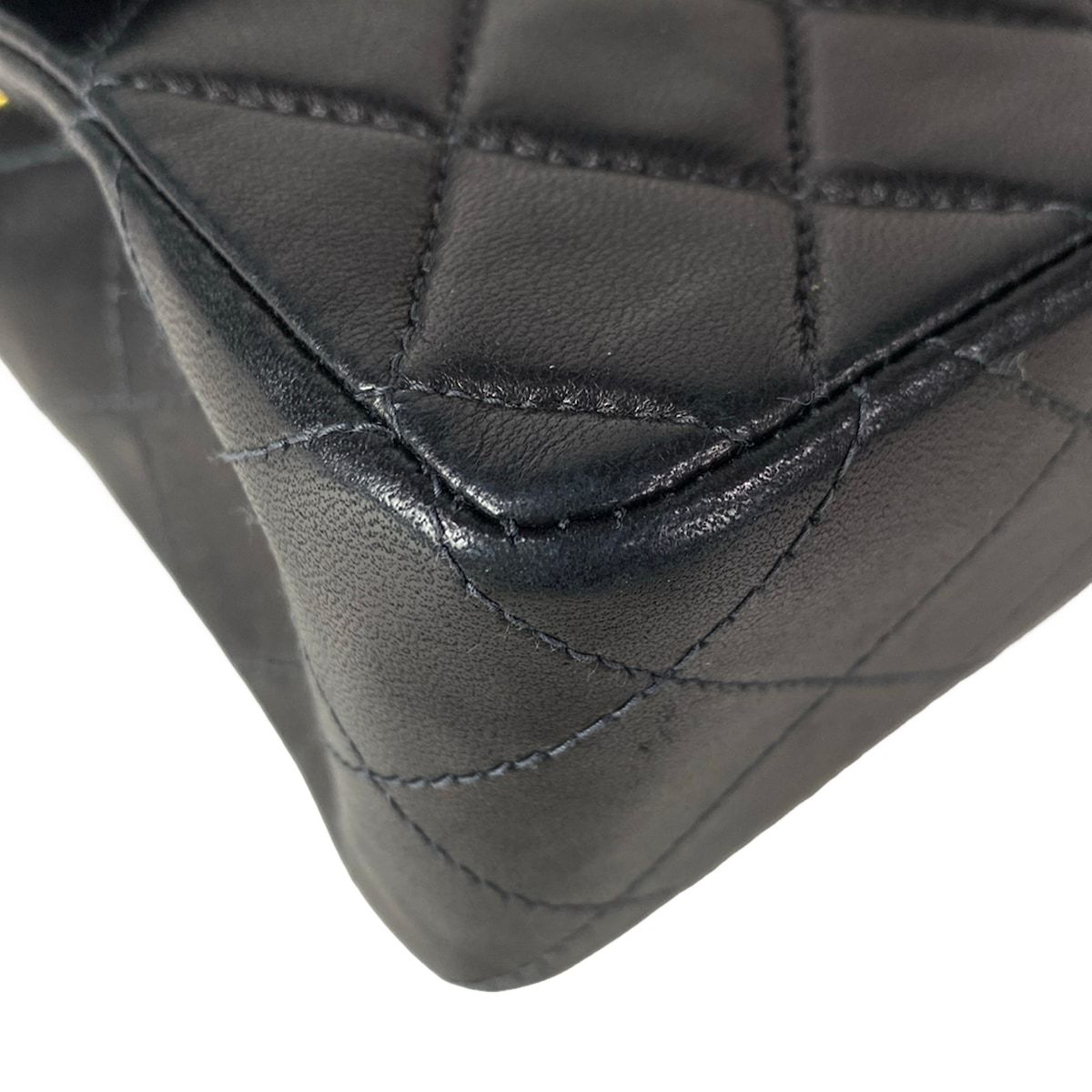 Chanel Shoulder Bag Mini Quilted Black Gold Chain Lambskin — view 6